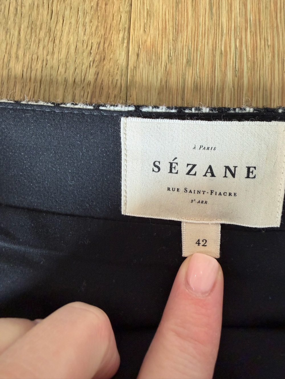 Sezane Laure Houndstooth Skirt – Black/Ecru – Size 42 - Picture 4 of 12